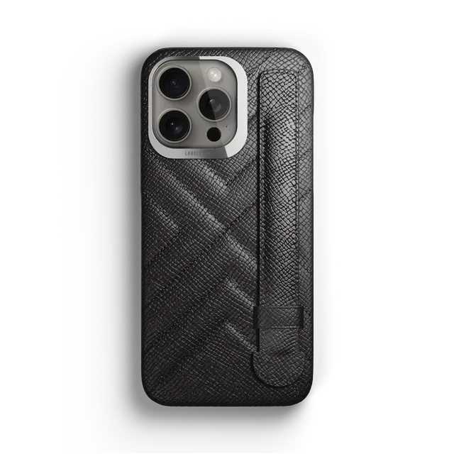 Label Noir iPhone 15 Pro deksel quiltet svart skinn