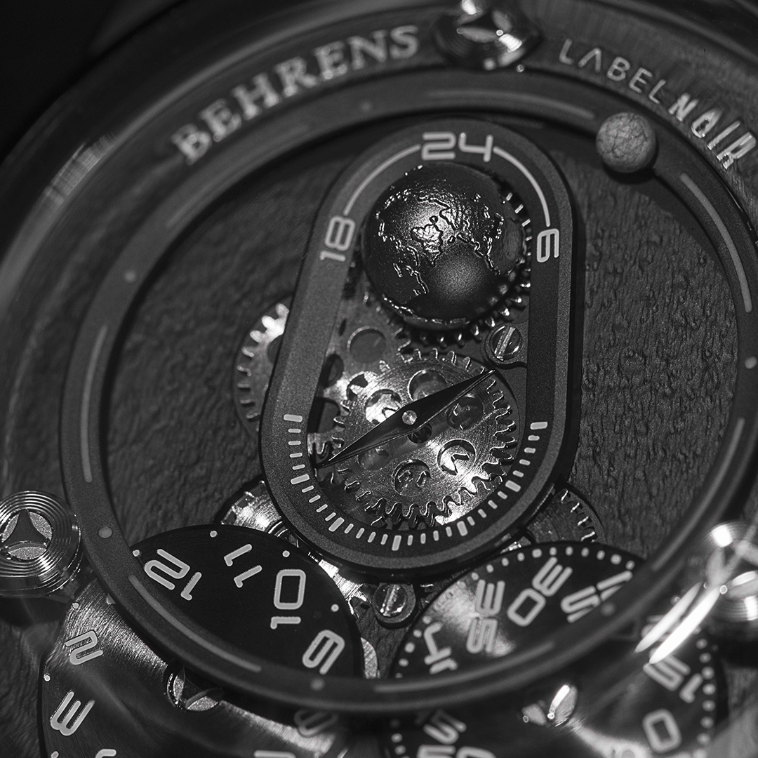Label Noir Apolar Dark Moon klokke limitert månefase