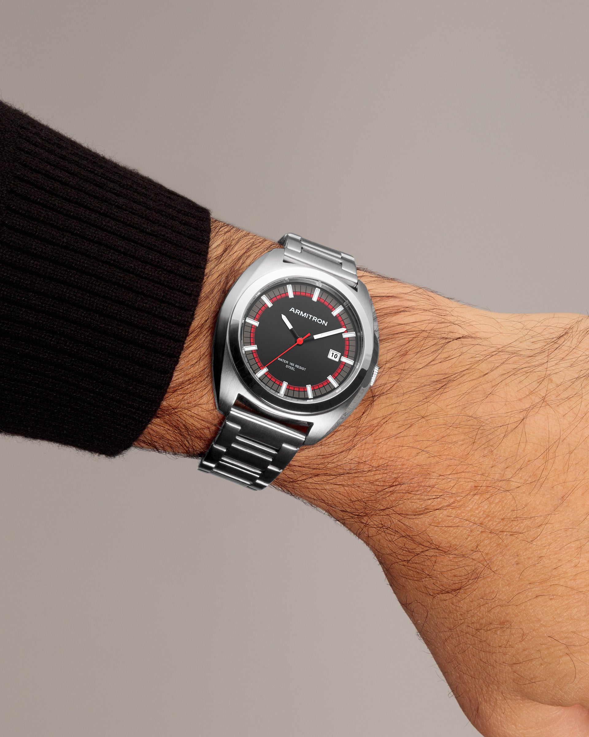 Armitron Travis 42mm herreklokke svart solstråle