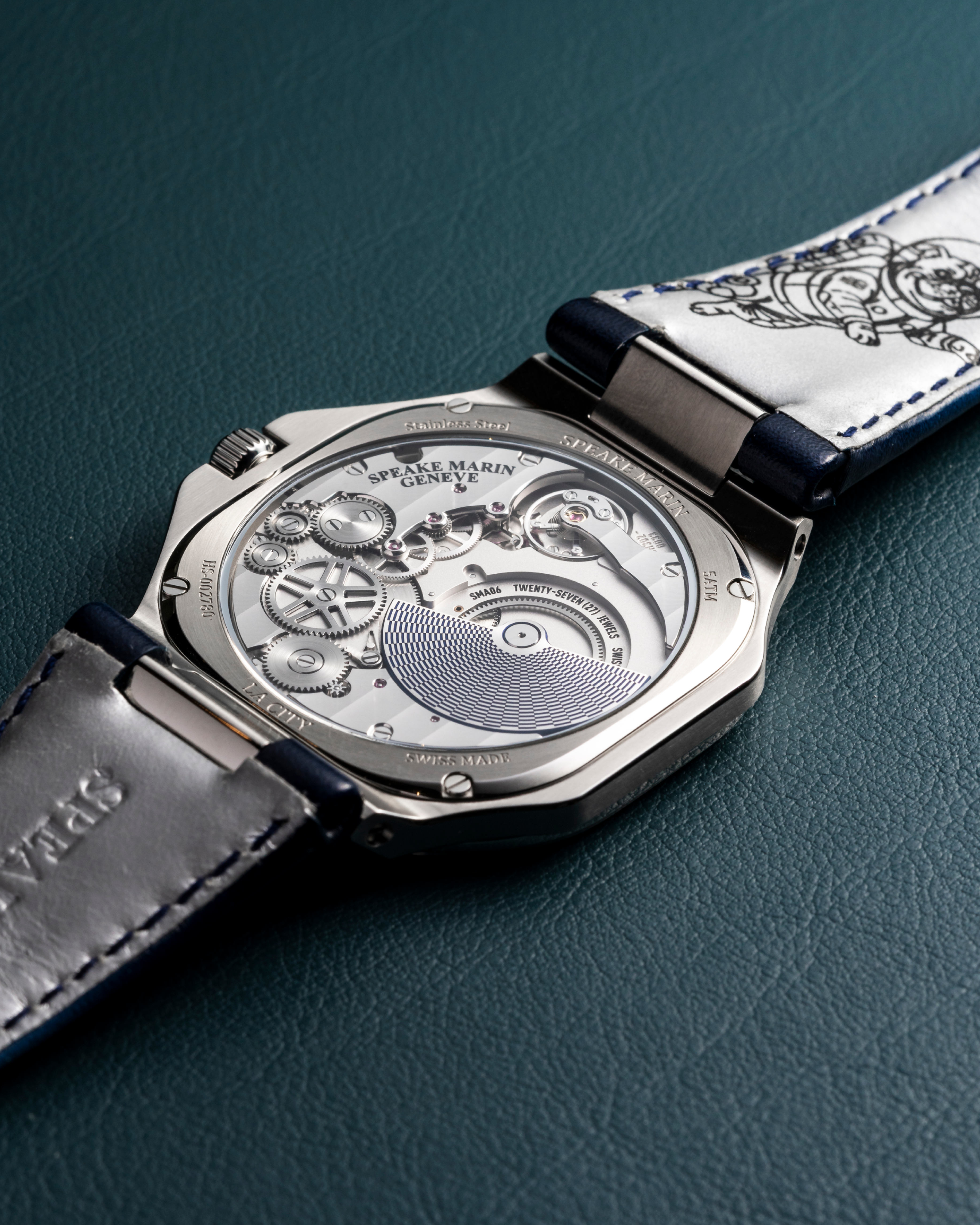 Speake-Marin Ripples Kármán Line klokke blå safir
