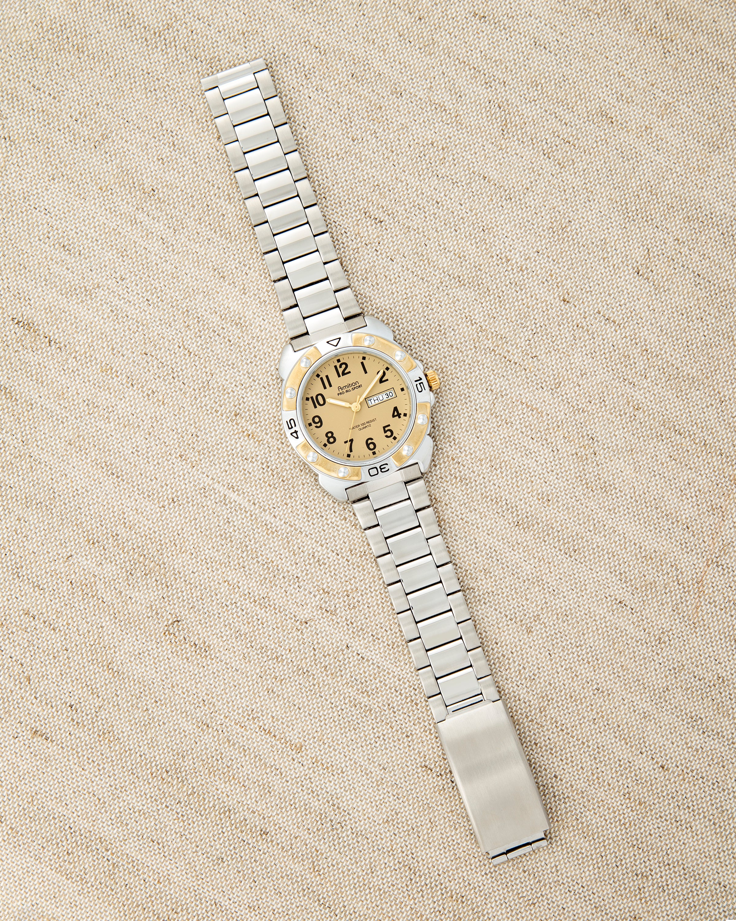Armitron Vintage2987 herreklokke tofarget day-date