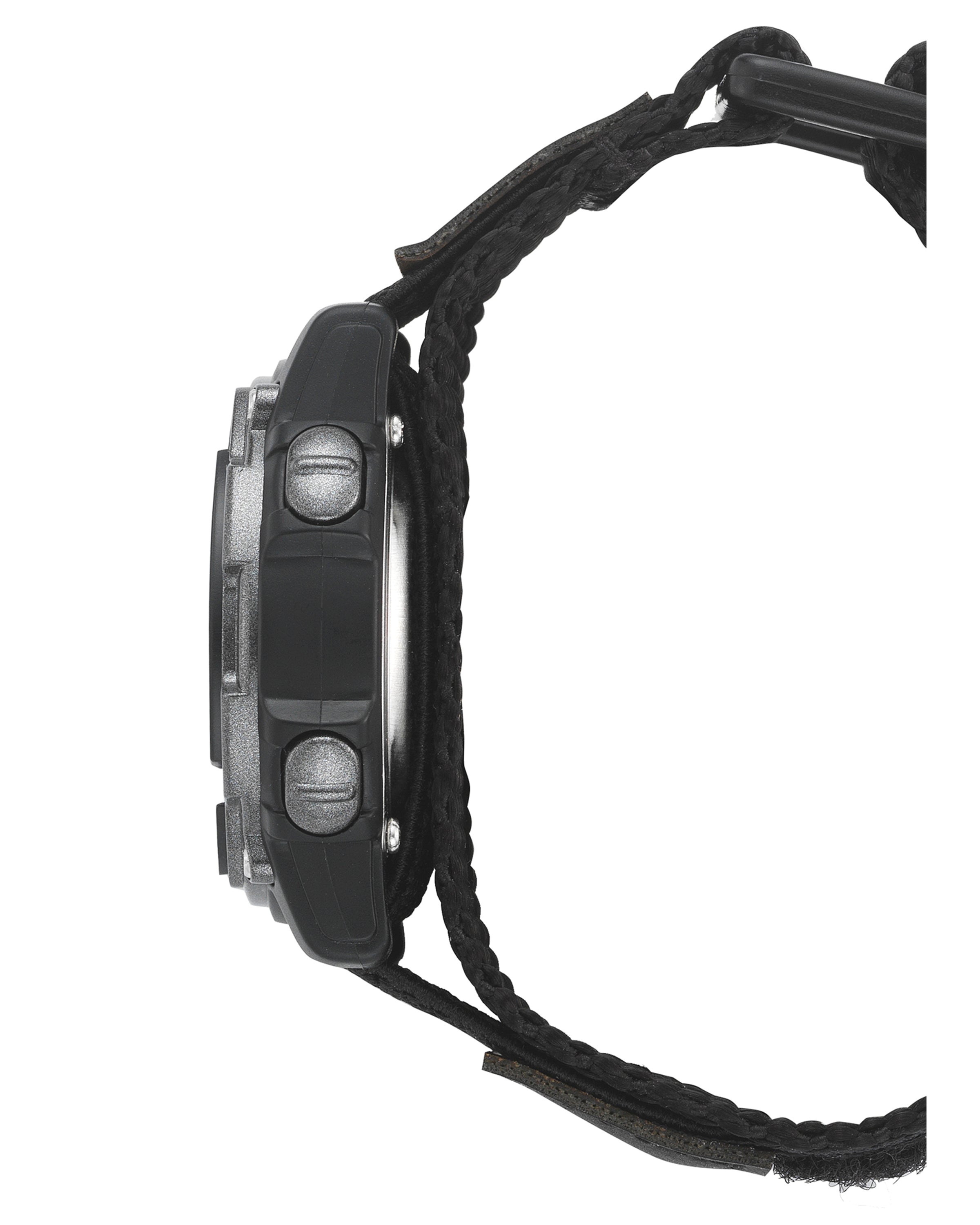Armitron Sport digitalklokke 45/7004GBK svart nylon