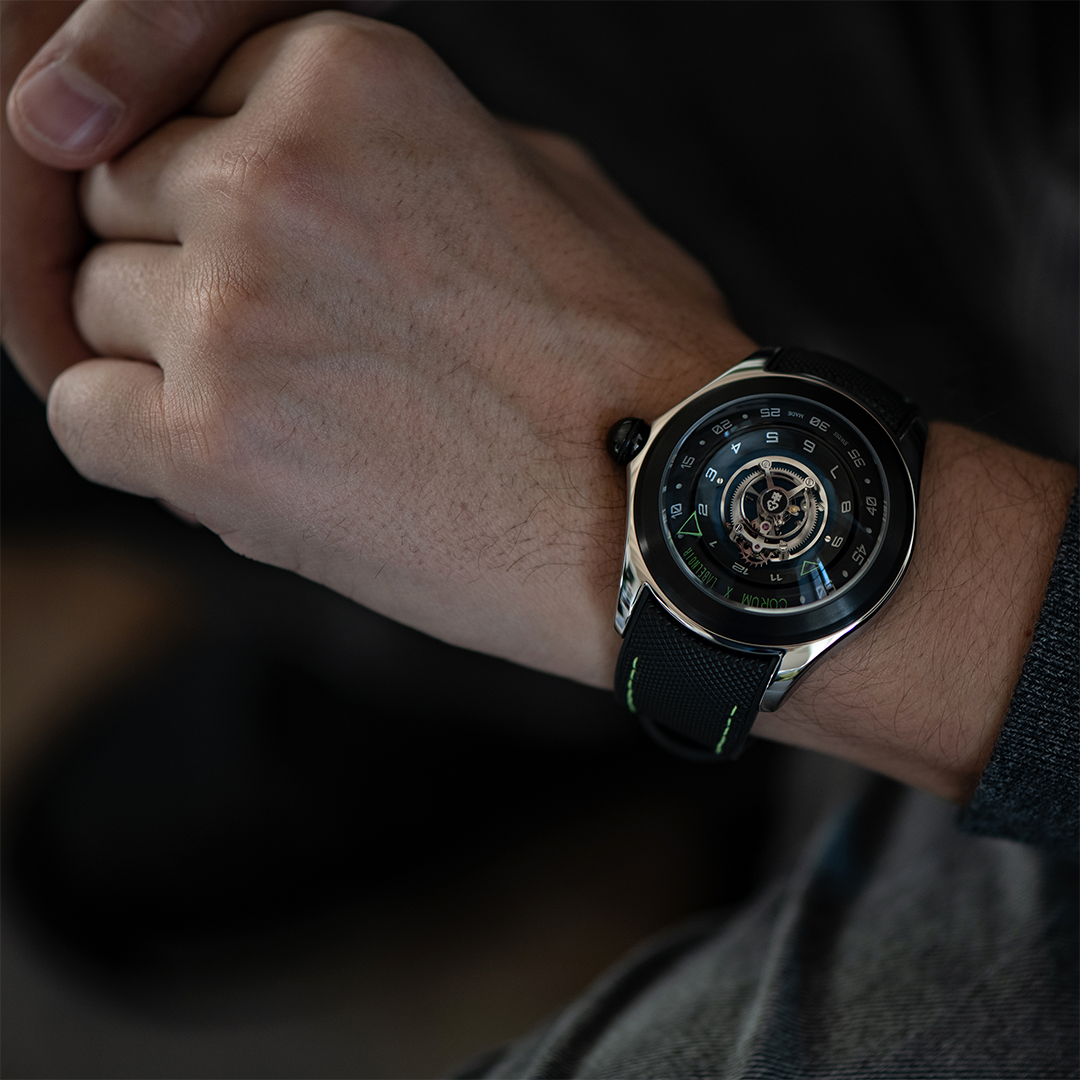 Label Noir Bubble 47 Central Tourbillon klokke neon grønn