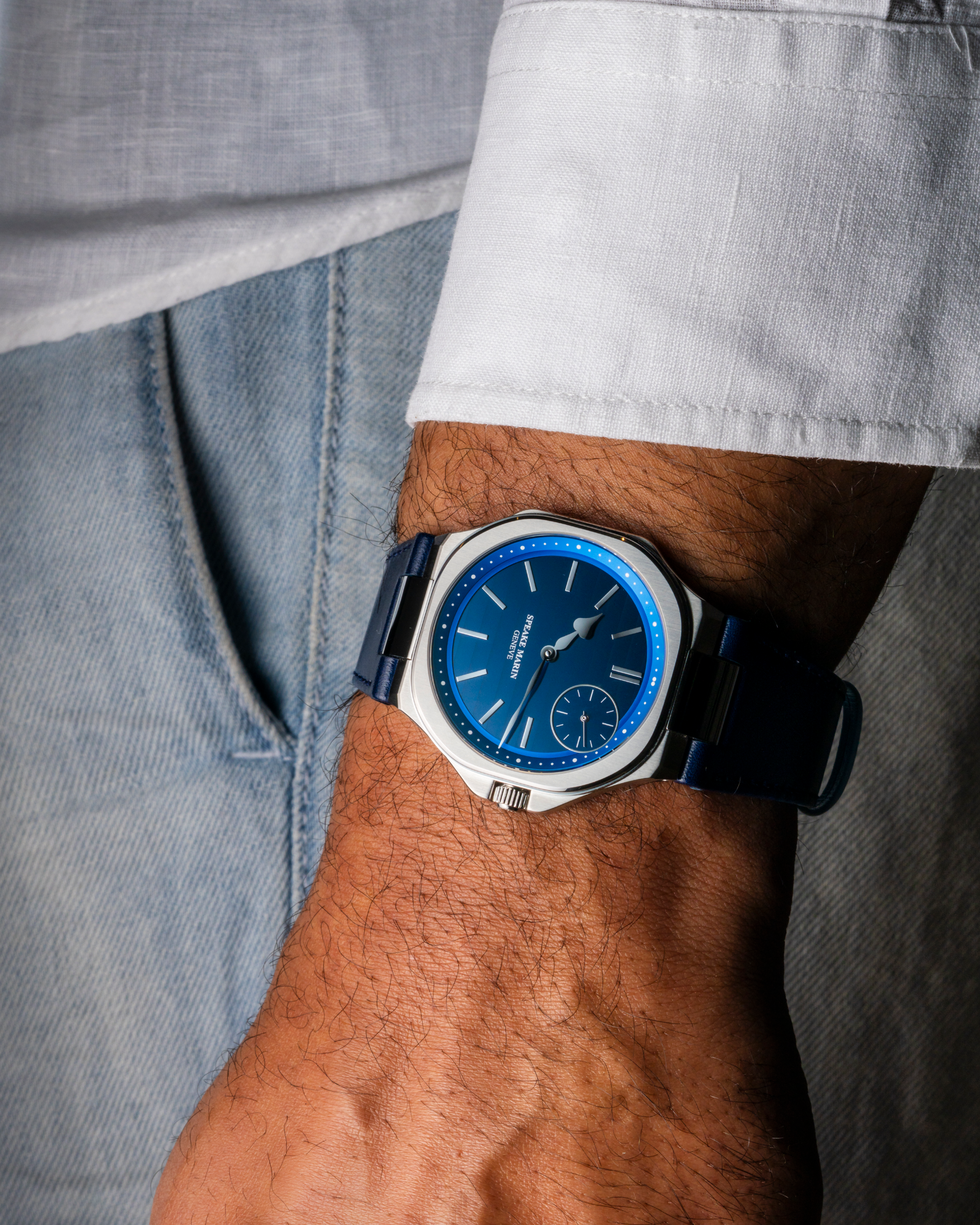 Speake-Marin Ripples Kármán Line klokke blå safir