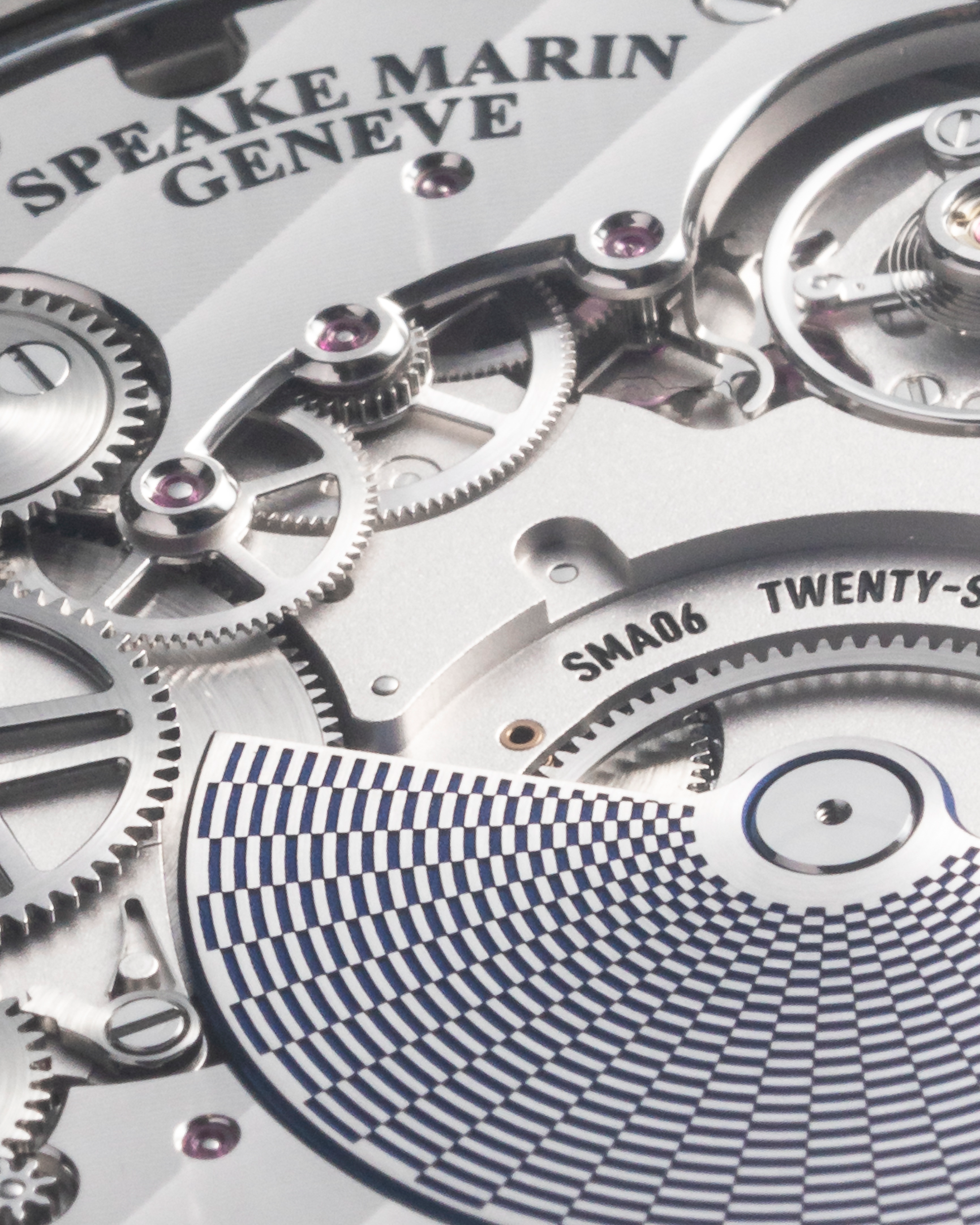 Speake-Marin Ripples Kármán Line klokke blå safir