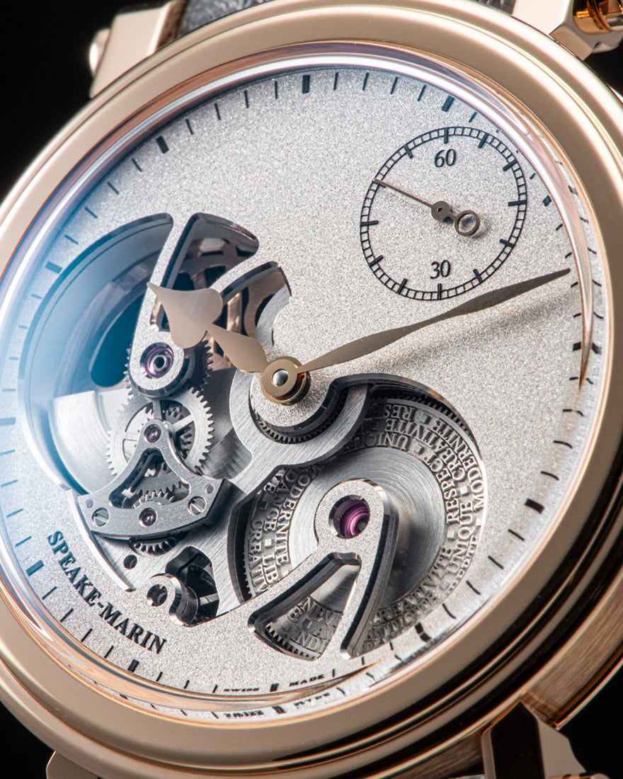 Speake-Marin Sandblasted Red Gold klokke rødgull åpen