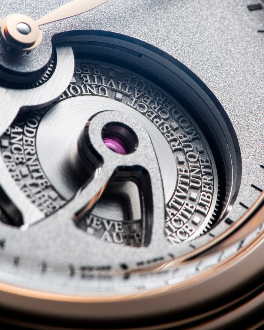 Speake-Marin Sandblasted Red Gold klokke rødgull åpen