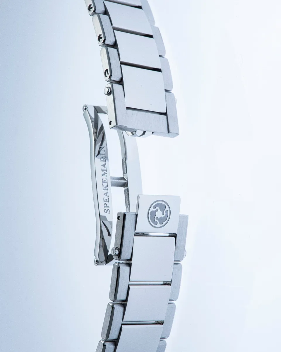 Speake-Marin Ripples mikrojusterbar armbåndsspenne